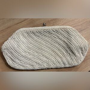 Vintage Richere Hand Made Japan White Beaded Evening Clutch